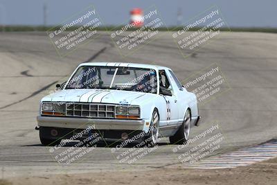 media/Sep-28-2025-24 Hours of Lemons (Sun) [[5dfe0e5f6e]]/12pm (Outside Grapevine)/